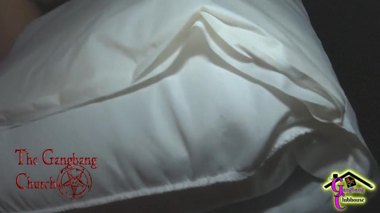 The Gangbang Church: Tia Marie y Alexia Stone toman pollas