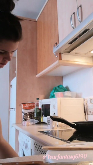 Your fantasy studio: Cooking naked
