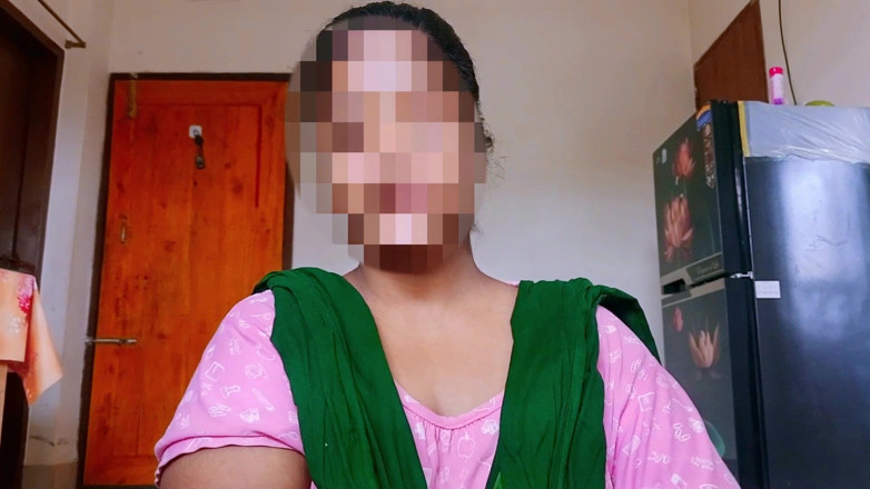 Morjenabb: Novas meninas indianas do interior chuparam meu pau com força