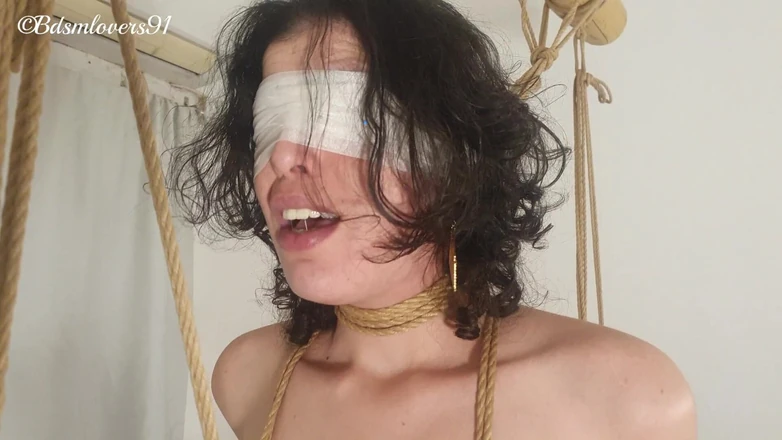 Bdsmlovers91: Tetek kendur submisif mengusik dalam pengalaman BDSM yang menyeronokkan