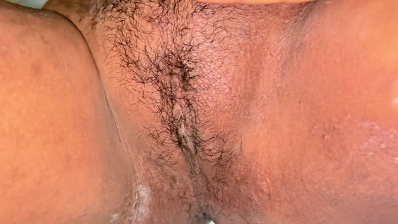 Leo King: I Saw My Dear Stepsister Pressing Milk to Fuck Her