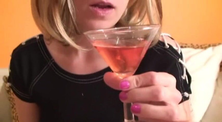 Femdom Austria: Fetishqueen Lucilla You Served a Very Special Aperitif