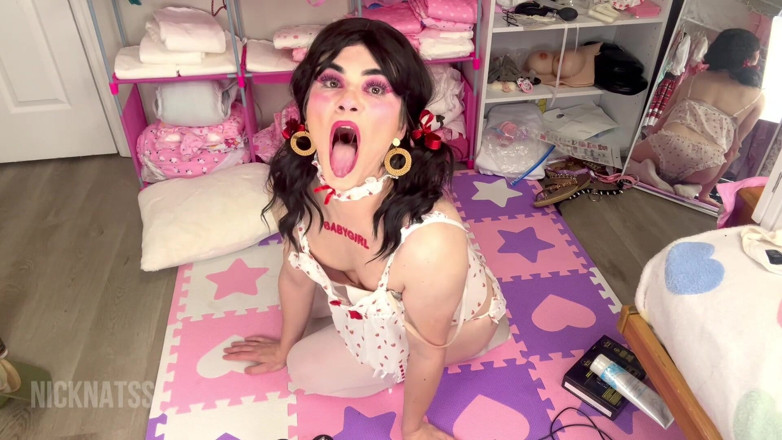 Natalie Napoli: Mă simt un pic fructat cu mașina mea de futut