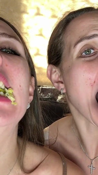 Raw Chew Bite menelan, mengusik sudut pandangan pertama