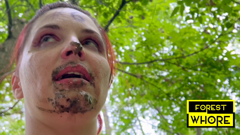 Forest-Whore: Prase 6 ponižuje sebe v lese a jí špínu