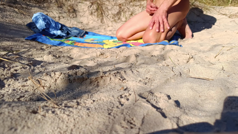 Ole63: La masturbación en la playa