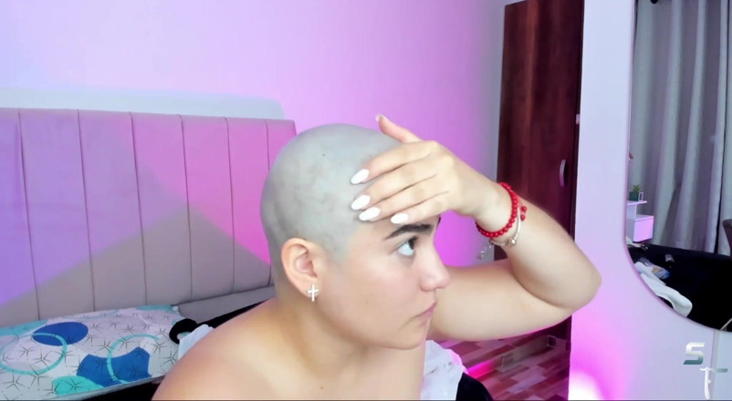 Shave Flix: Violetta