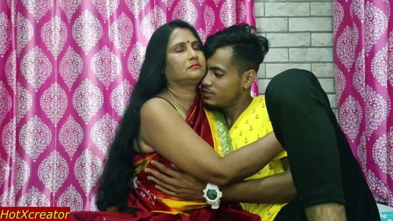 Hot creator: hot sauteli aanti spasht gandi baat karte hue seks karte...