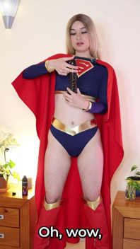 Super Girl esegue un CEI e un JOI per te