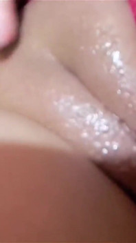 Kolumbijská influencerka žádá o anální sex jako formu potěšení
