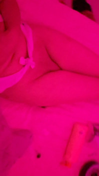 Je taquine mes seins