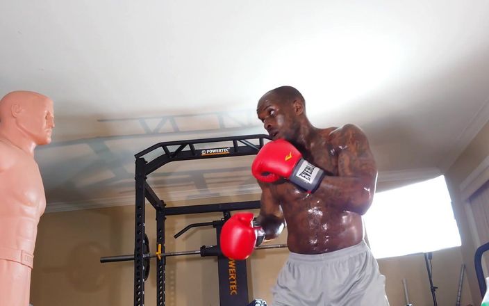 Hallelujah Johnson: La stabilisation d’entraînement de boxe est la capacité du corps à...