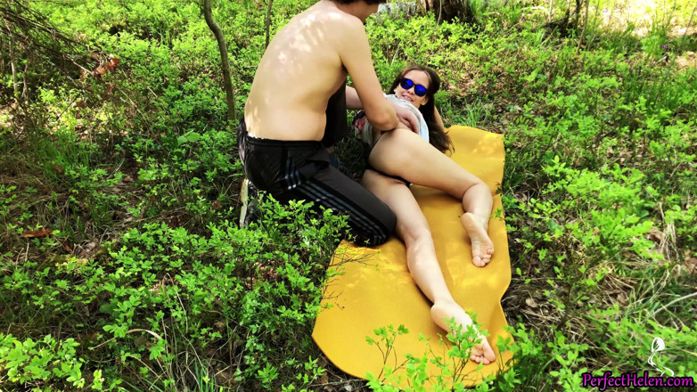 PerfectHelen: Fingering, blowjob and rough doggystyle fuck outside in the forest