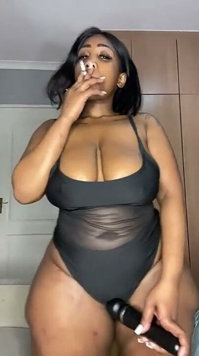 Legendary Booty Overdose: Dolů k šukání