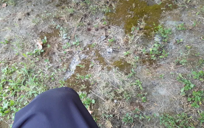 eighteentwink: 18yo Almost Caught Pissing and Jerking at the Park