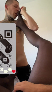 Harry_jen a Big Dick in a Condom Fucks a Slut in Tights