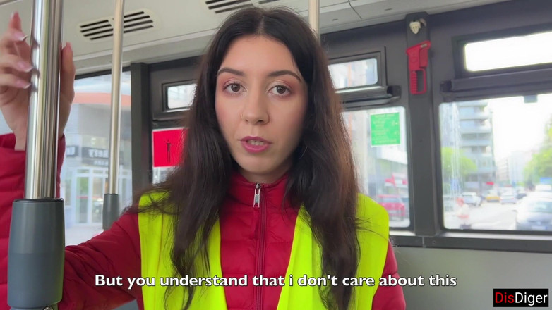 Dis Diger: Bus Conductor Caught Cheating Passengers and Punished