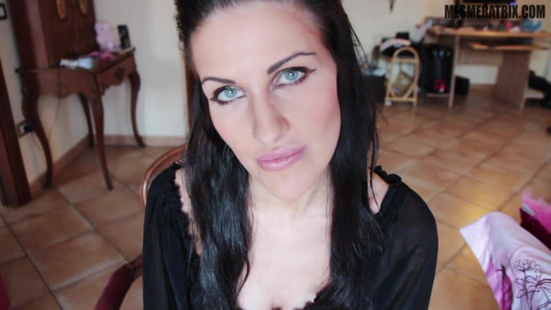Lady Mesmeratrix Official: Hang di bibir saya