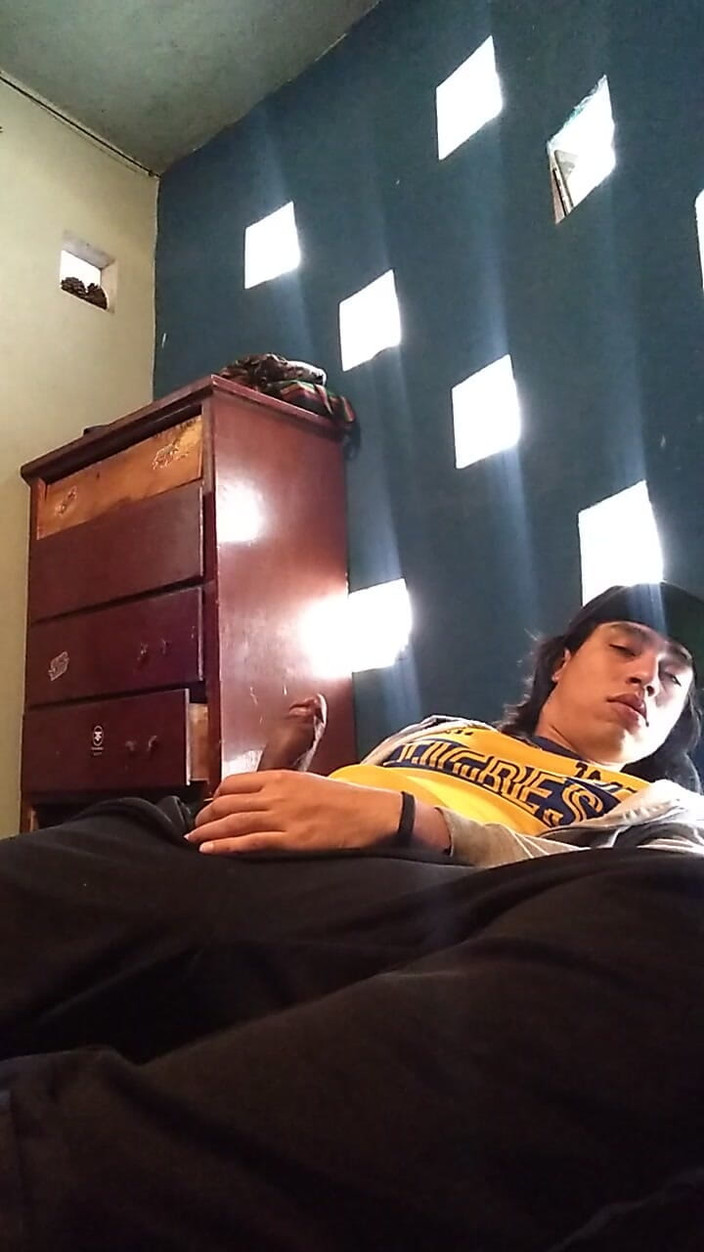 AlexAlejandro13: Ты жаждешь чаевые