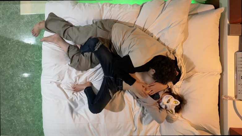 LuuLee0804: Meu marido e eu reservamos um quarto para passar a...