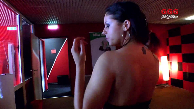 Gang Bang Germany: Ggg John Thompson- Juliette Vandory and Jenny Smart Gets Into...