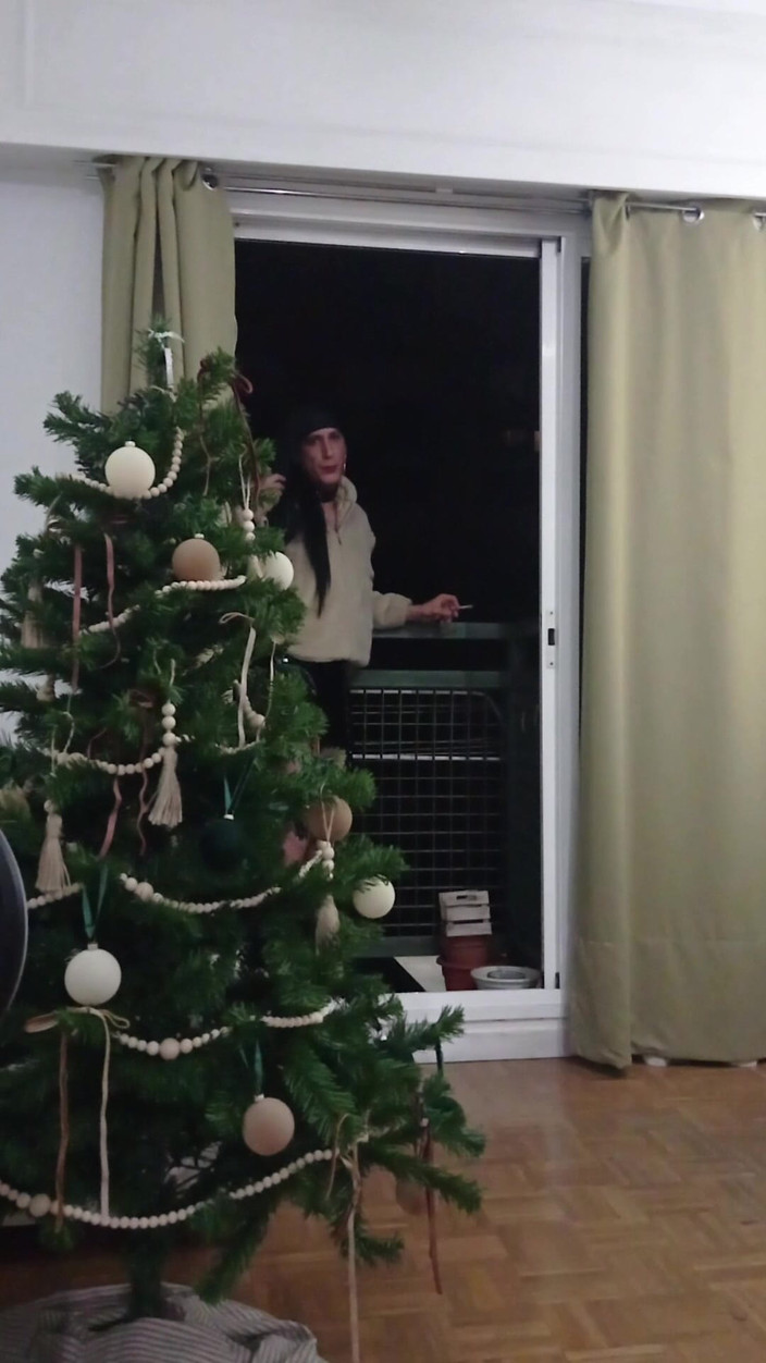 Penelopene27: Crossdresser Exhibicionista