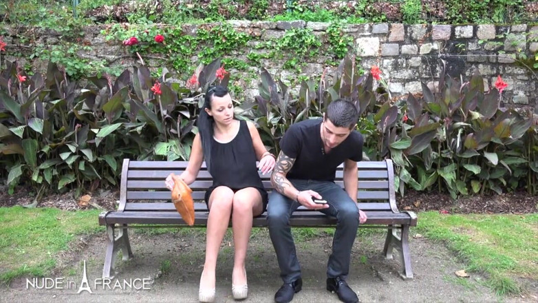 Nude in France: Natasha en haar vriend zijn verzoend met een goede seks!
