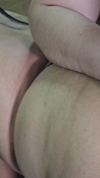 Prima volta donne anali latine