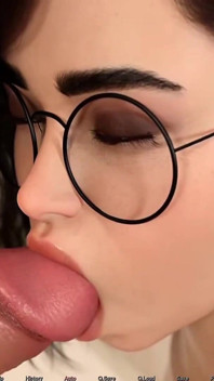 meri nee sahpaathi bahut hot hai