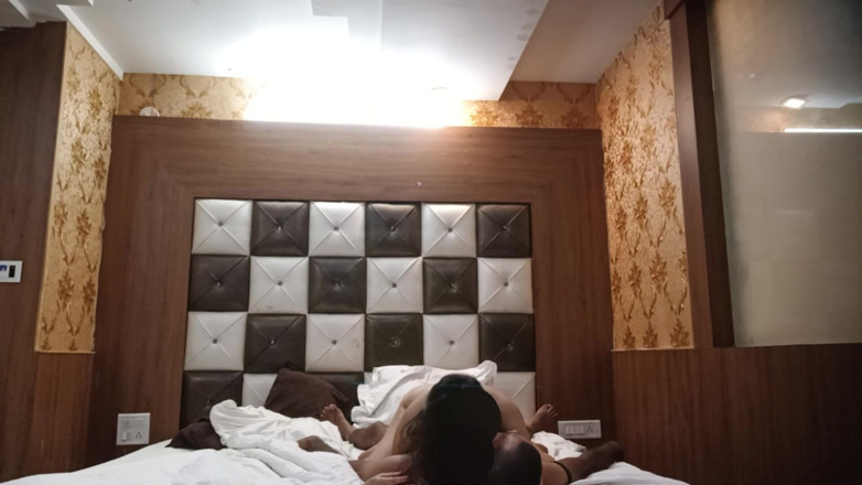 Manguru: Desi India Suhagraat Pertama Dengan Isteri Saya