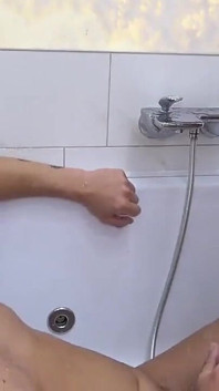 Clistere anale con il mio ragazzo per la prima volta