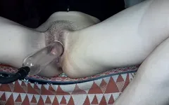 Eu fodo buceta e bombeando peitos