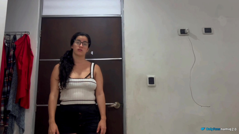 NamiQsein: Le Cobro La Renta Y El Me Rompe El Culo
