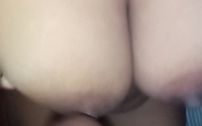 madusanka115: 여친의 아름다운