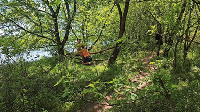 Nick Lewis: 森で二人の男とヤッてるところを見つかった