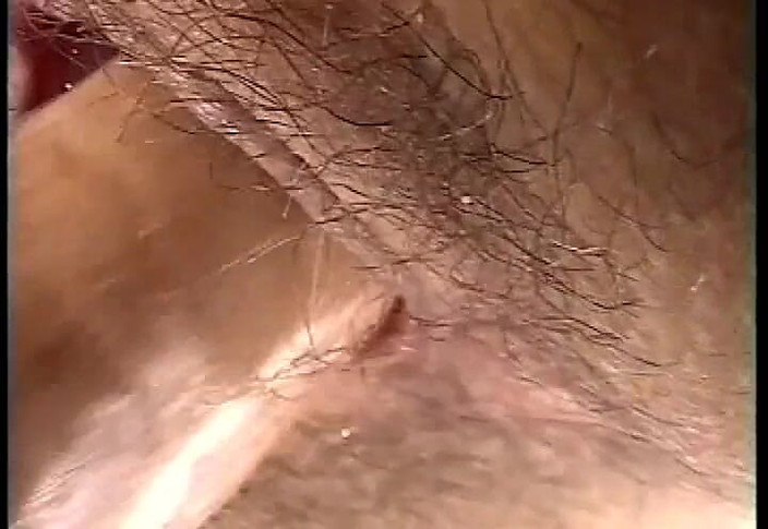 Italian swingers LTG: Włoska dziwka musi się masturbować i pieprzyć w naturze - Seks...