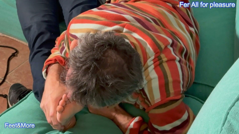 Fer All for pleasure: Fer Gives Pleasure to Tatto Boy Worship Feet