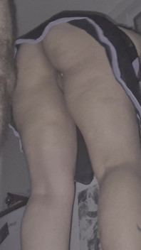 Ma demi-sœur est une baiseuse.