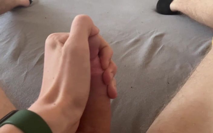 Johnny69227: Bôi trơn và thư giãn