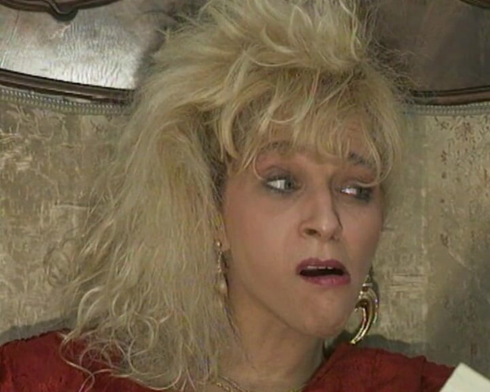 90s Vintage Taboo: Mokrá kundička Prosí o více 9