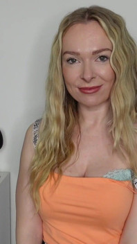 MILF at a House Party