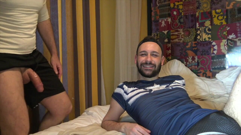 BAD BOYS FUCKERS FROM FRANCE: Troia francese scopa hrd di xxl cazzo di tom domiantn