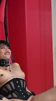 Salome Salvi ile lezbiyen bdsm