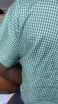 Student v soukromí navštívil a ošukal jeho tlustý zadek vysokoškolského učitele