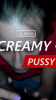 Creampie pepek berbulu Lil Mary ternganga