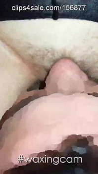 #97 看護師が男性に顔を合わせて座る