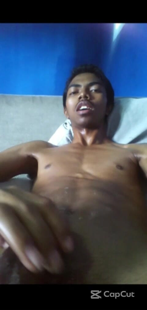 Fleshlab studios: Black guy alone at home