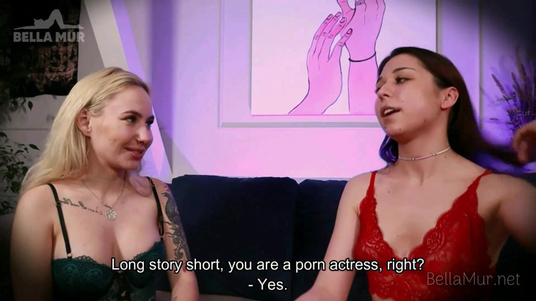 Bella Mur: Ask a pornstar - une jolie actrice débutante essaye la chatte...