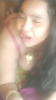 Passionate Indian First Night: Newlywed Bride's Steamy Suhagraat with Big Natural Tits and Intense Romance