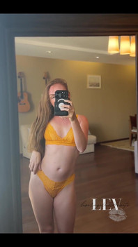  every Time You Message Me, I Grin Like an Idiot